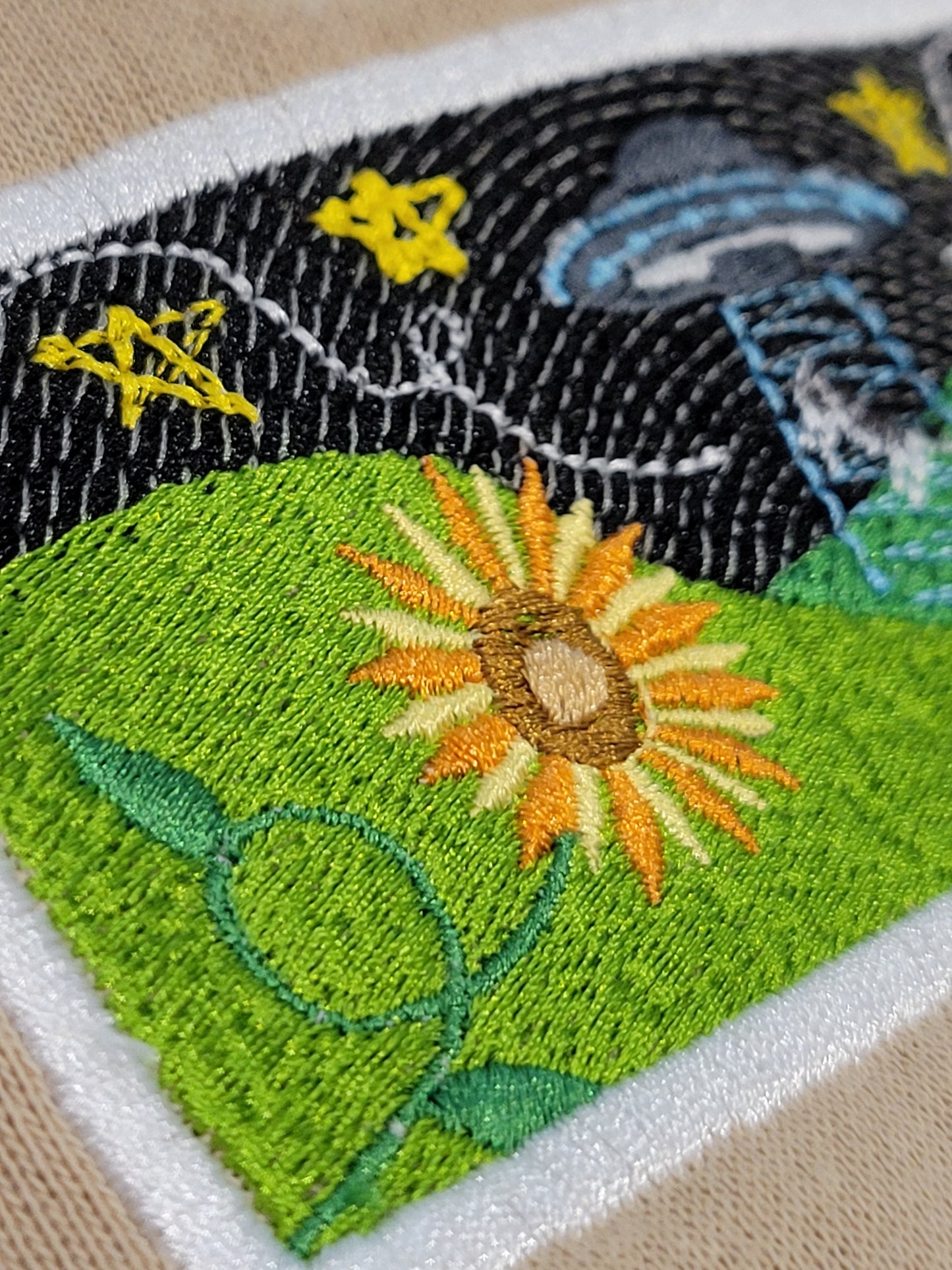 Spaceship Cow Hoodie/Crewneck